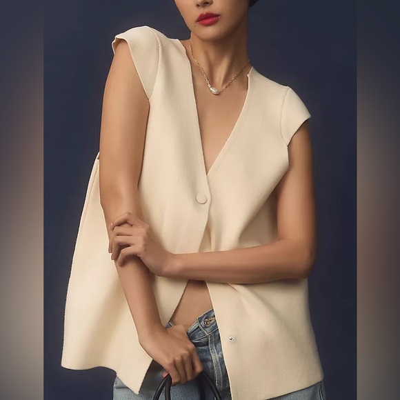 Anthropologie Sweaters - Anthropologie 'The Willa' (XL) Oversized Cream Sweater Vest Button Up Top Tank
